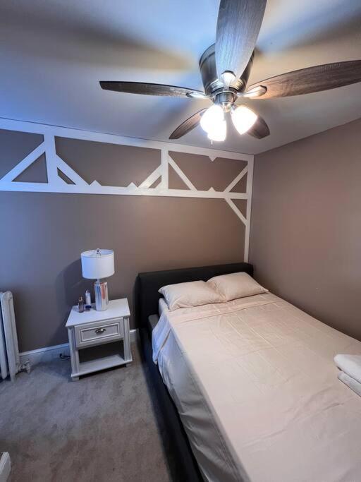 Cozy On The Hill Apartment Wilmington Exterior photo